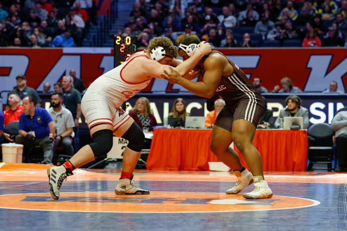 Illinois state wrestling championships February 18 2023 Nate Latsch 15375